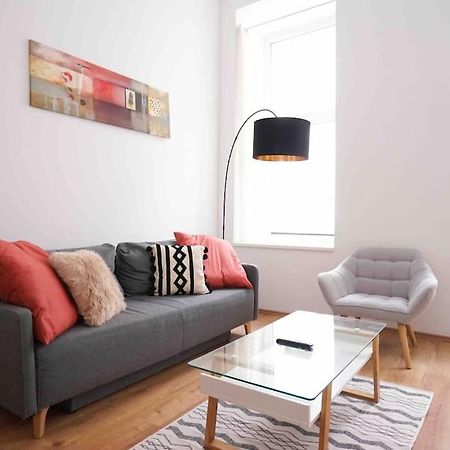 Modern Living In City Center - Fully Equipped Viena Exterior foto