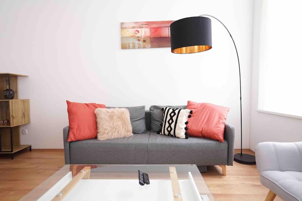 Modern Living In City Center - Fully Equipped Viena Exterior foto