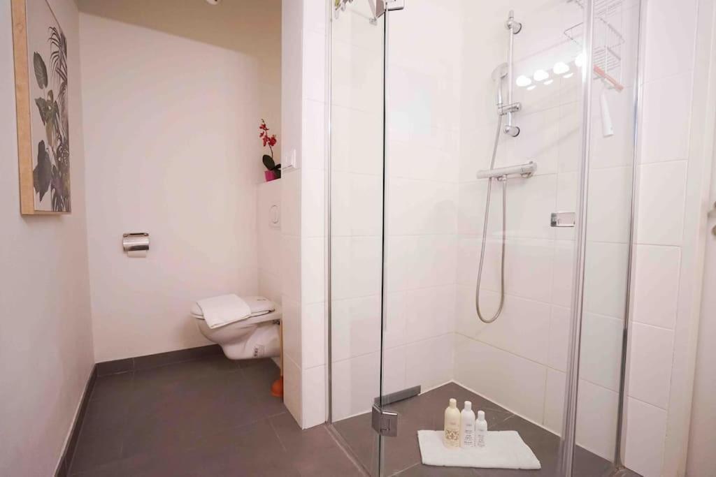 Modern Living In City Center - Fully Equipped Viena Exterior foto